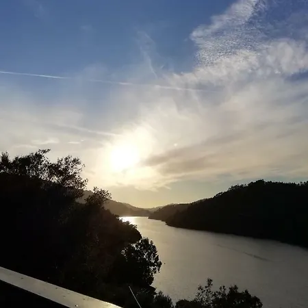 Casa Da Benda * Caniçada